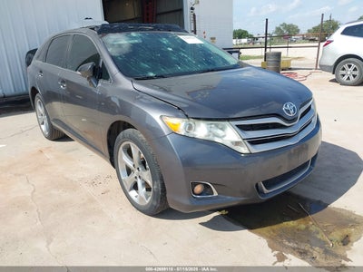 TOYOTA VENZA 2015