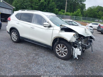 NISSAN ROGUE 2017