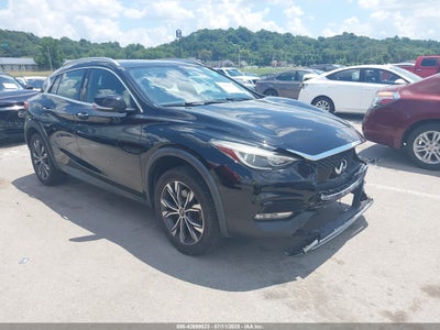 INFINITI QX30 2017
