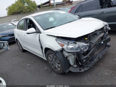 KIA RIO 2020