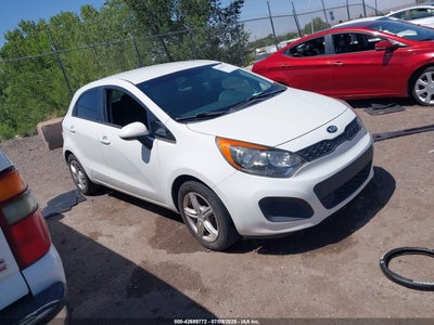 KIA RIO 2015