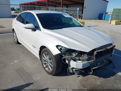 FORD FUSION HYBRID 2017