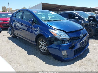TOYOTA PRIUS 2011
