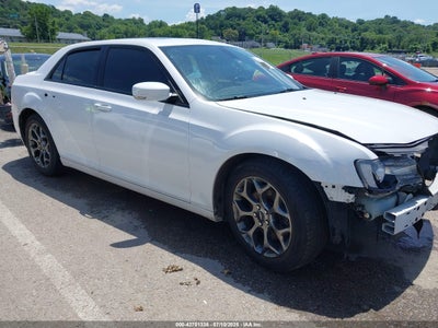 CHRYSLER 300 2016