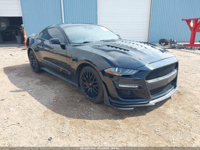 FORD MUSTANG 2021