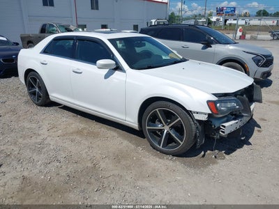 CHRYSLER 300 2013