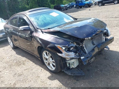 NISSAN MAXIMA 2012