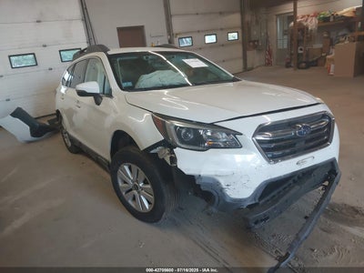 SUBARU OUTBACK 2018