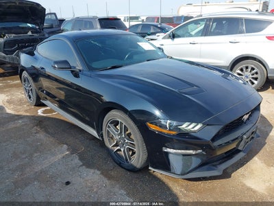 FORD MUSTANG 2020
