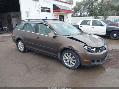 VOLKSWAGEN JETTA SPORTWAGEN 2011