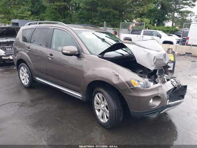 MITSUBISHI OUTLANDER 2013