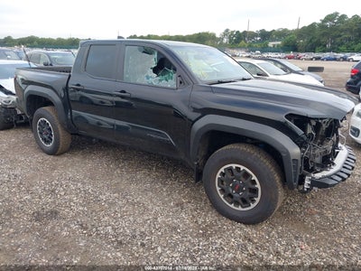 TOYOTA TACOMA 2024
