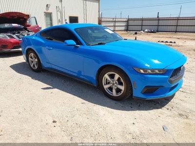 FORD MUSTANG 2024