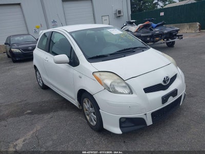 TOYOTA YARIS 2009