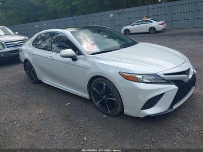 TOYOTA CAMRY 2019