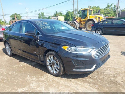 FORD FUSION HYBRID 2019