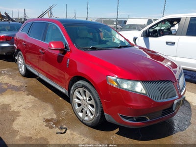 LINCOLN MKT 2013