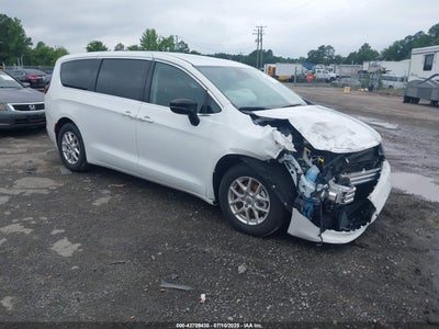 CHRYSLER VOYAGER 2024