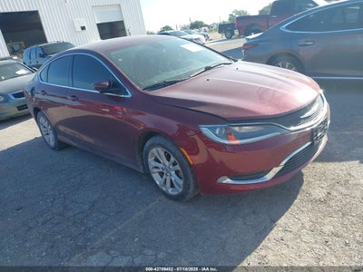 CHRYSLER 200 2015