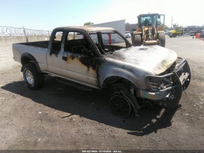 TOYOTA TACOMA 2003