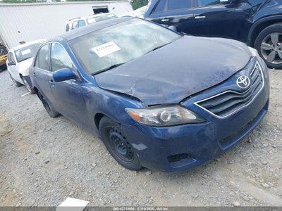 TOYOTA CAMRY 2011