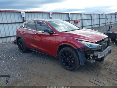 INFINITI QX30 2017