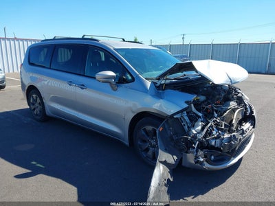 CHRYSLER PACIFICA HYBRID 2020