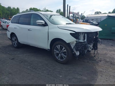 NISSAN PATHFINDER 2017