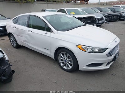 FORD FUSION HYBRID 2017