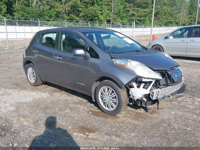NISSAN LEAF 2015