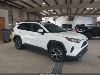 TOYOTA RAV4 2021
