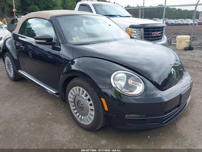 VOLKSWAGEN BEETLE 2015