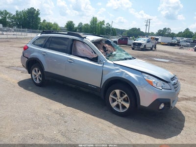 SUBARU OUTBACK 2013