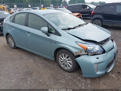 TOYOTA PRIUS PLUG-IN 2012