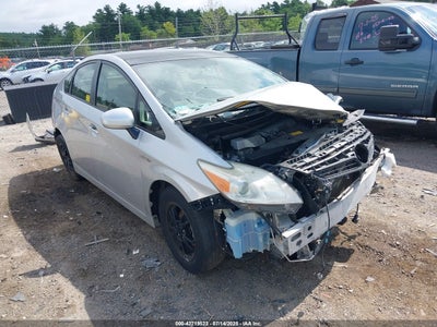 TOYOTA PRIUS 2012