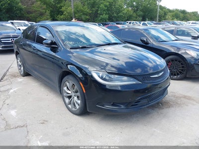 CHRYSLER 200 2015