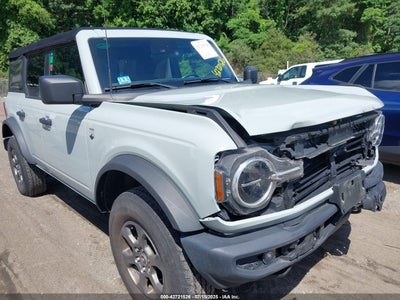 FORD BRONCO 2021