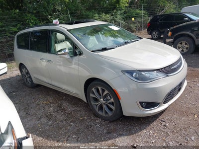 CHRYSLER PACIFICA 2019