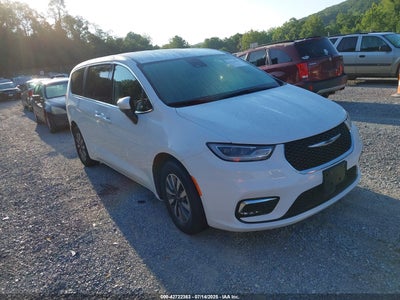CHRYSLER PACIFICA HYBRID 2023