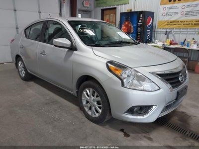 NISSAN VERSA 2017