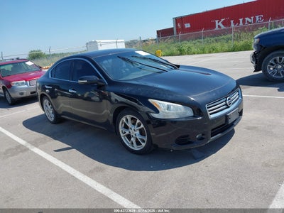 NISSAN MAXIMA 2012
