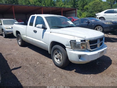 DODGE DAKOTA 2010
