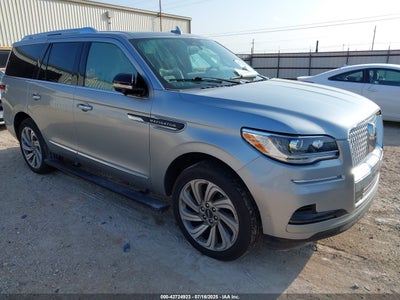 LINCOLN NAVIGATOR 2023