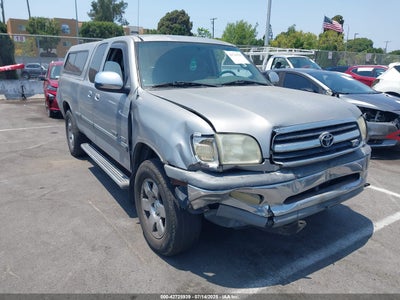 TOYOTA TUNDRA 2001