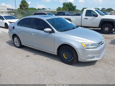 VOLKSWAGEN JETTA 2013
