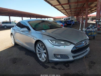 TESLA MODEL S 2014