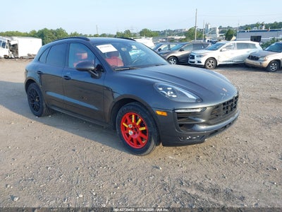 PORSCHE MACAN 2018