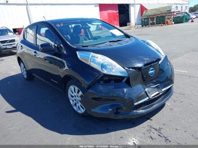 NISSAN LEAF 2013