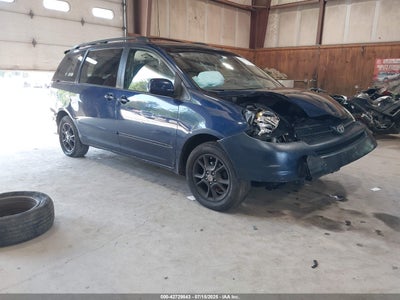 TOYOTA SIENNA 2004