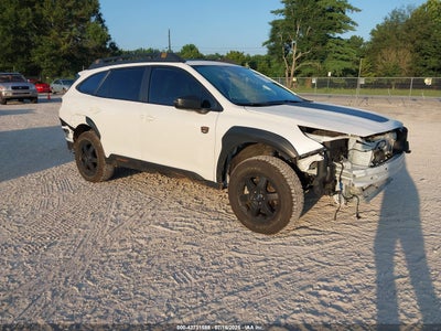 SUBARU OUTBACK 2025